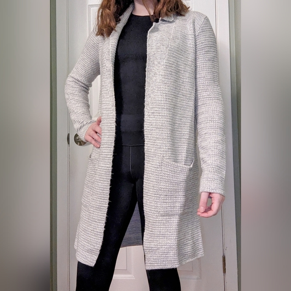 Dynamite Grey & White Knit Sweater Coat | Size XS - Picture 4 of 11